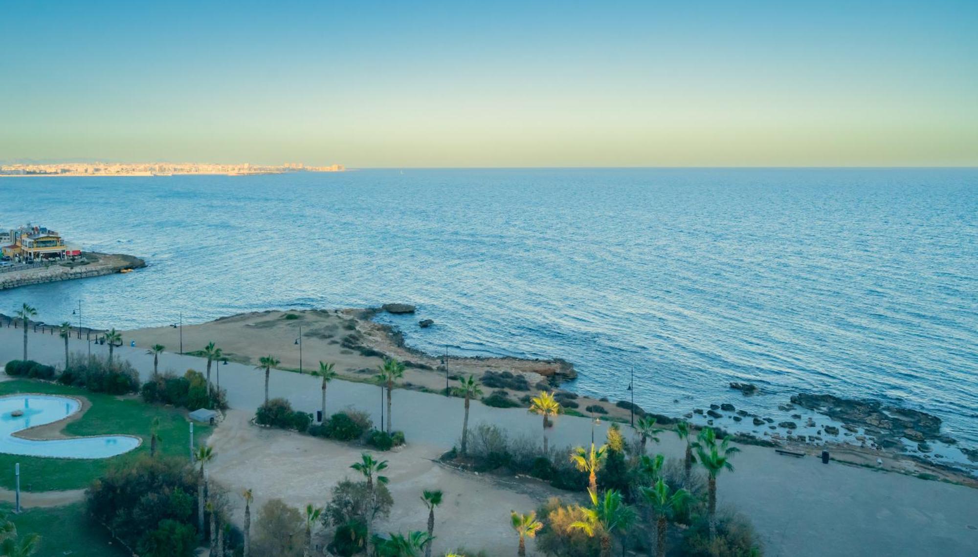 Apartamento Premium Con Jacuzzi Y Vistas Al Mar En Punta Prima, Torrevieja By Rentalole Екстериор снимка